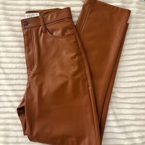 Abercrombie & Fitch Curve Love 90s Straight Ultra High Rise Vegan Leather Pants